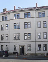Mehrfamilienhaus